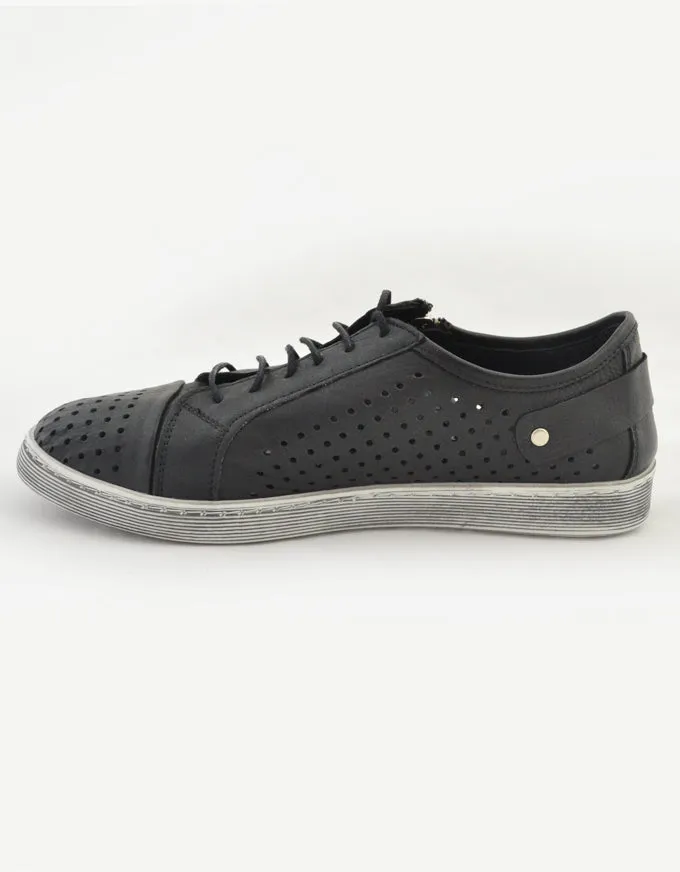 Cabello EG17 Sneaker - Black