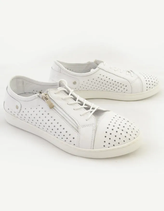 Cabello EG17 Sneaker - White