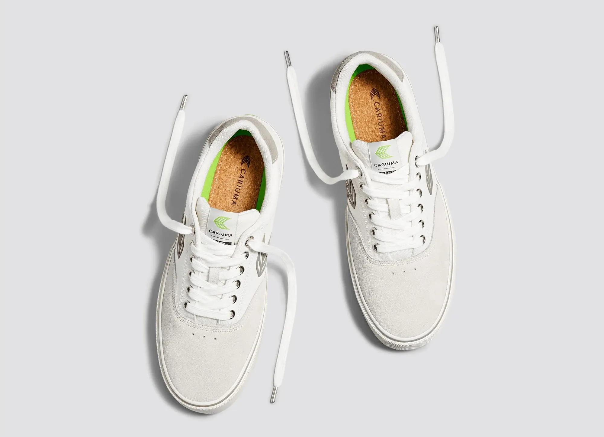 Cariuma NAIOCA Skate Vintage White Suede Off White