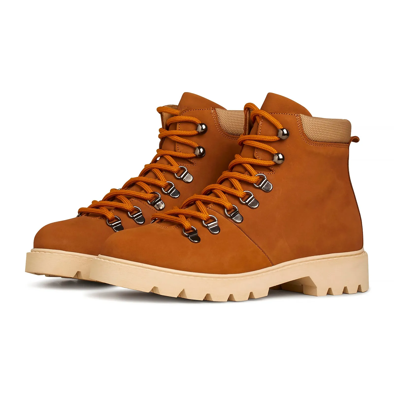 City Hiker - Caramel Nubuck