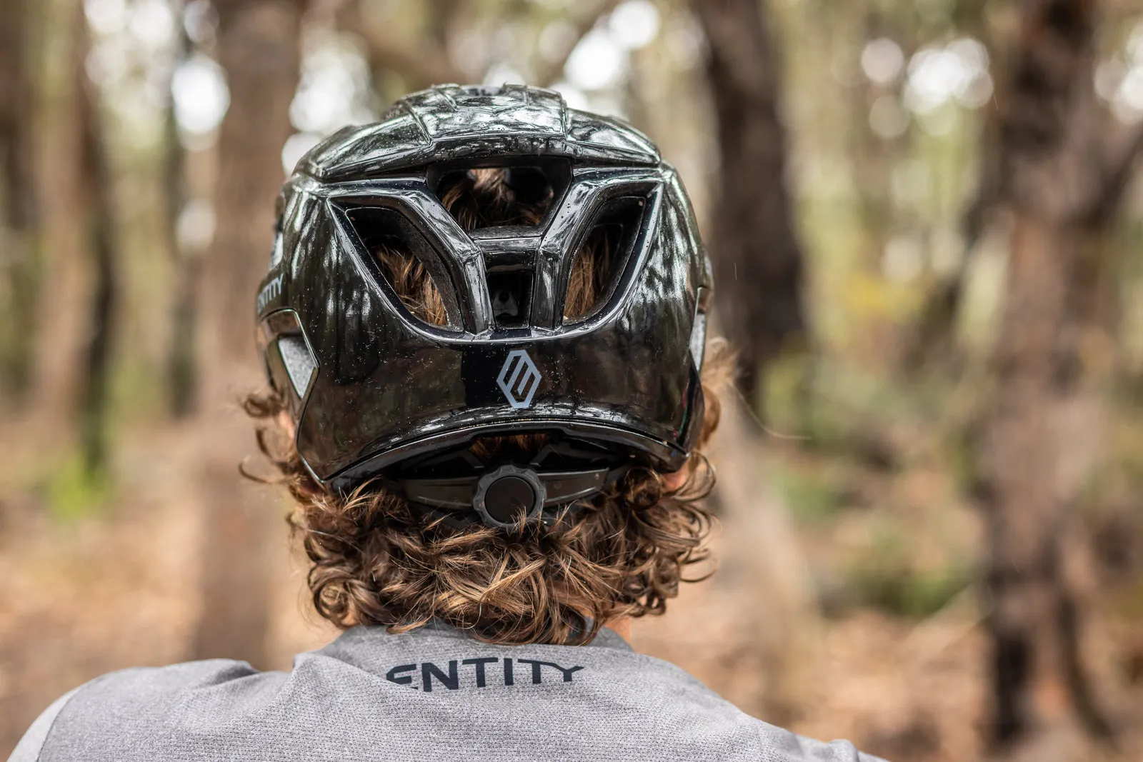 Entity MH020 Mountain Bike Helmet - Black