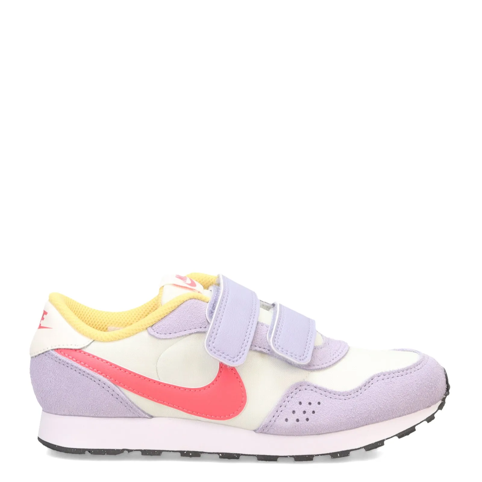 Girl�s Nike, MD Valiant Sneaker � Little Kid