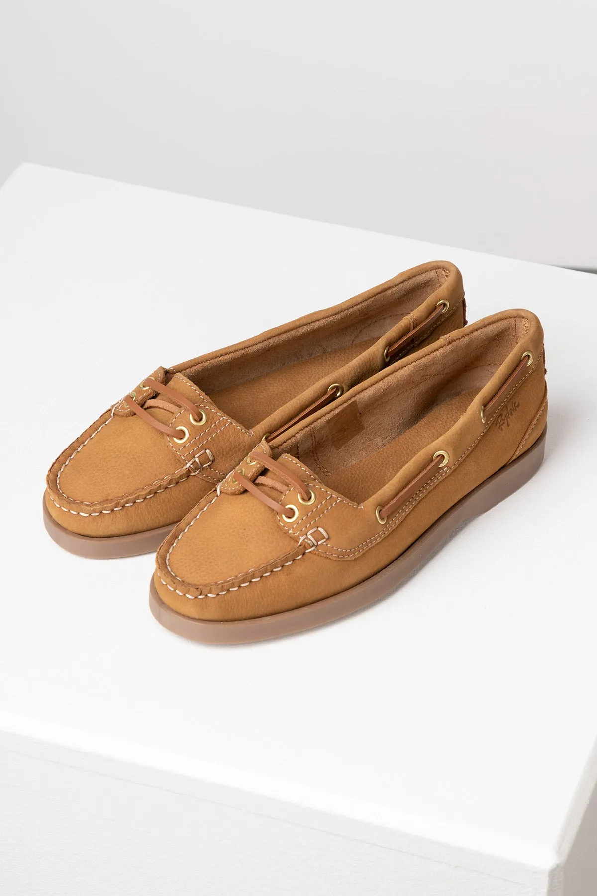 Ladies Low Front Deck Shoes - Reighton