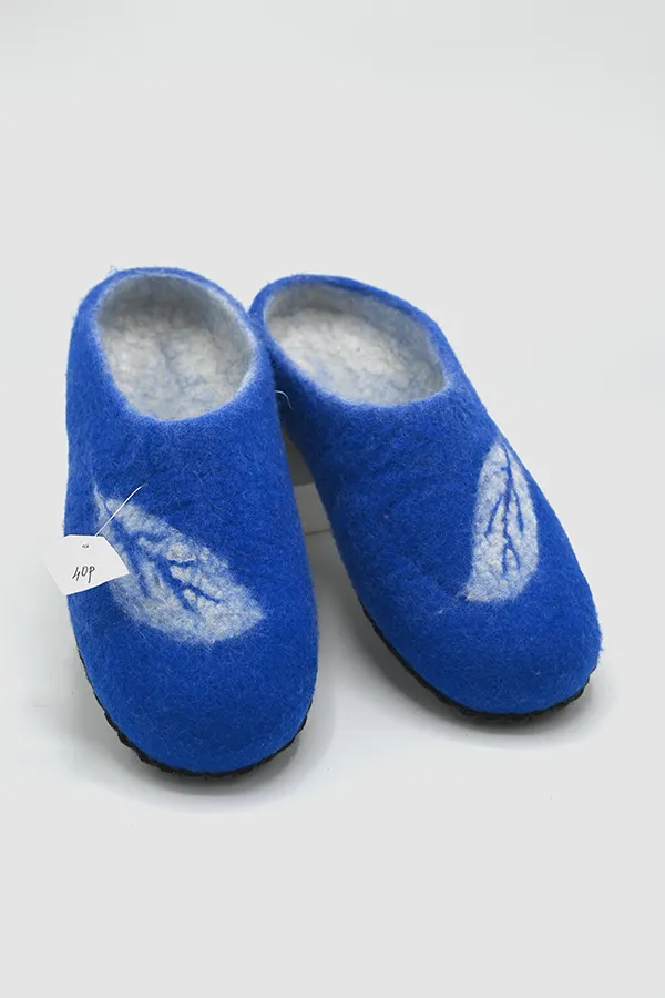 Leaf Design Felt Wool Open Back Slippers