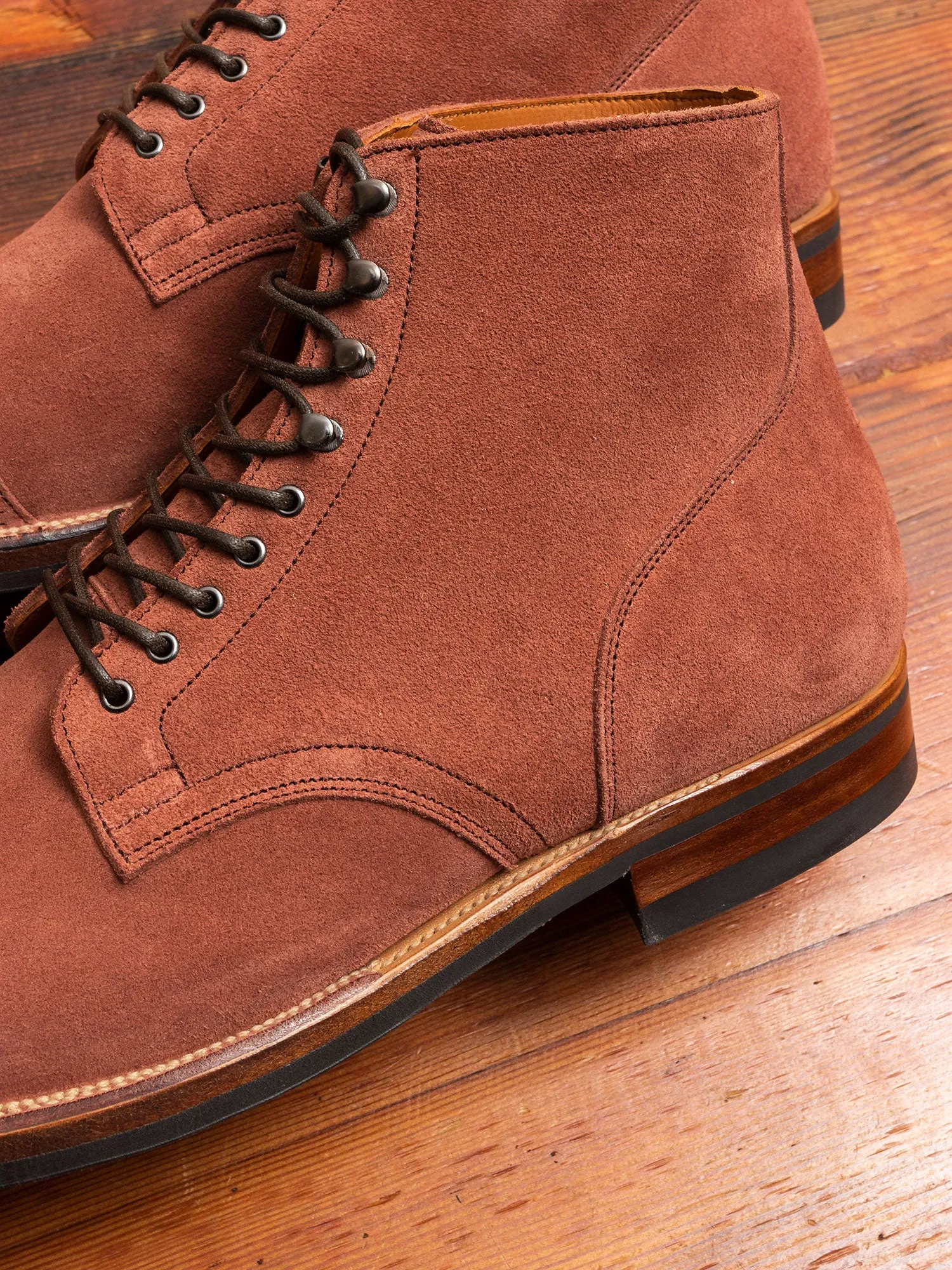 Service Boot 2030 in Sweet Potato Eco Veg Suede