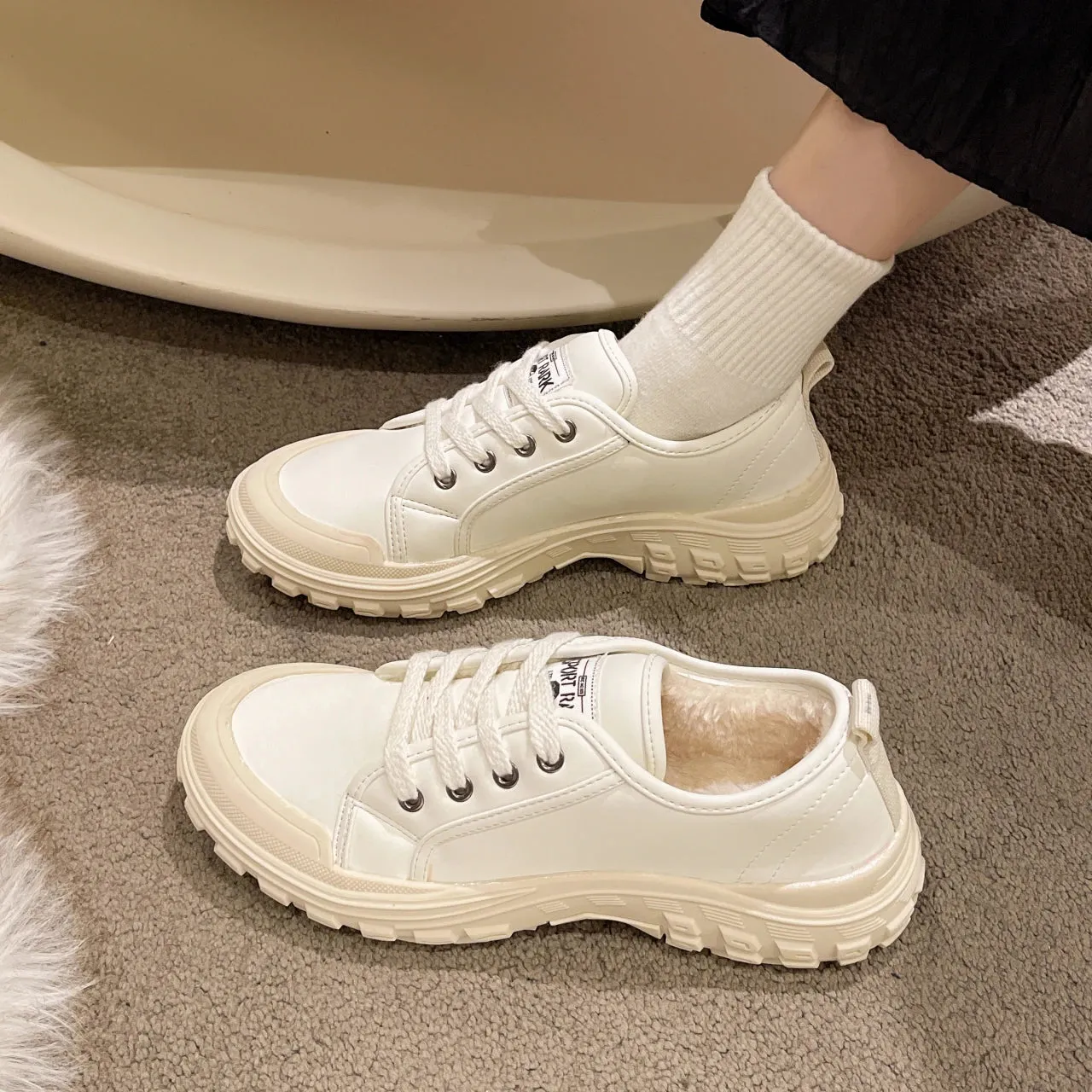 TAVIMART  -  Winter Warm Women Vulcanized Shoes Fur Plush Casual Shoes Lace Up Fashion Platform Sneakers Women Snow Boots Zapatillas Mujer