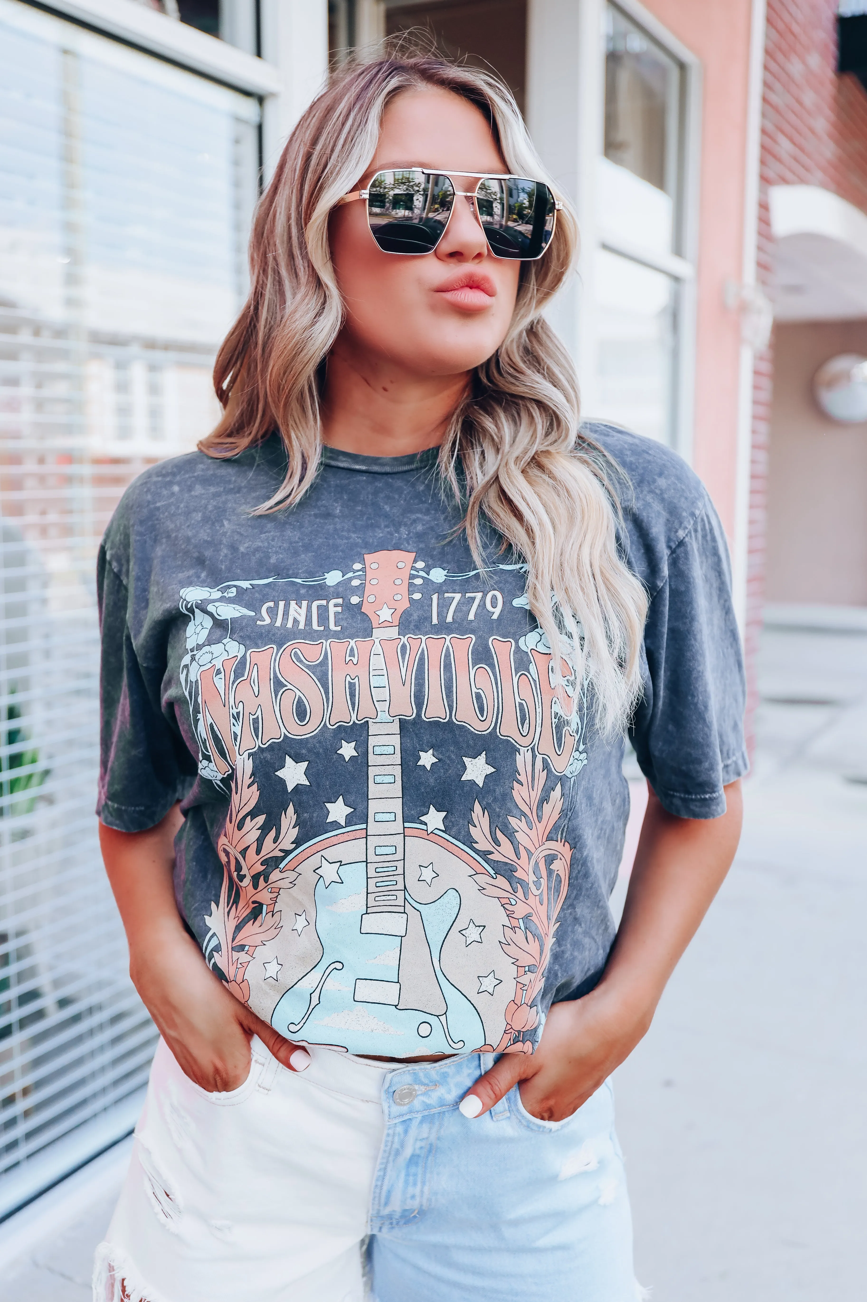 Tennessee Music City Graphic Tee - Black