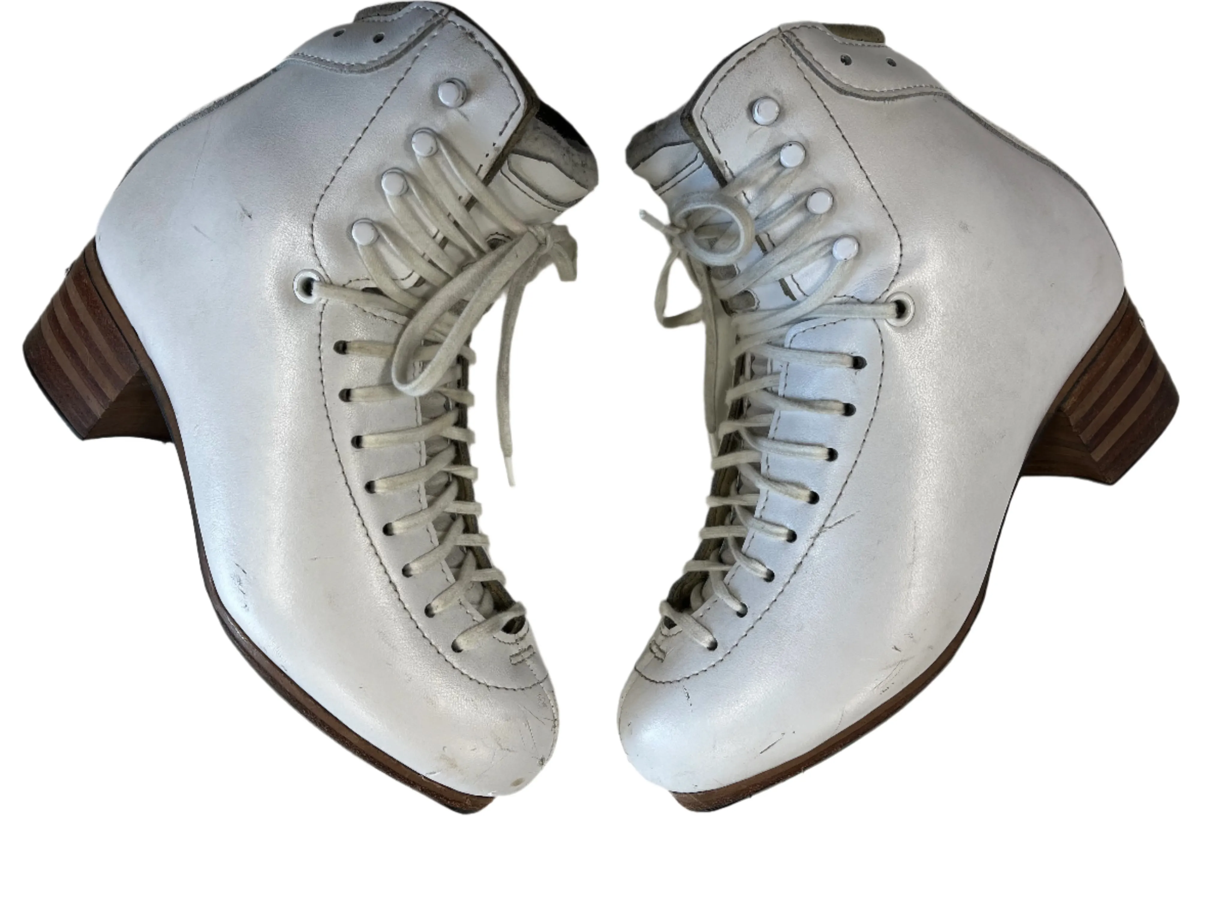 Used Jackson 5300 Figure Skate Boots Size 5.5