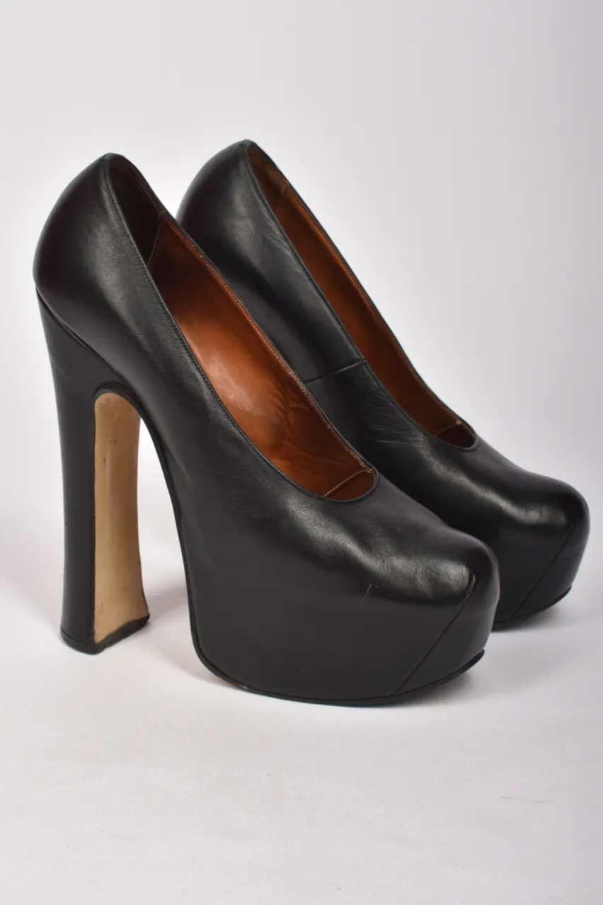 VIVIENNE WESTWOOD COURT PLATFORM PUMPS