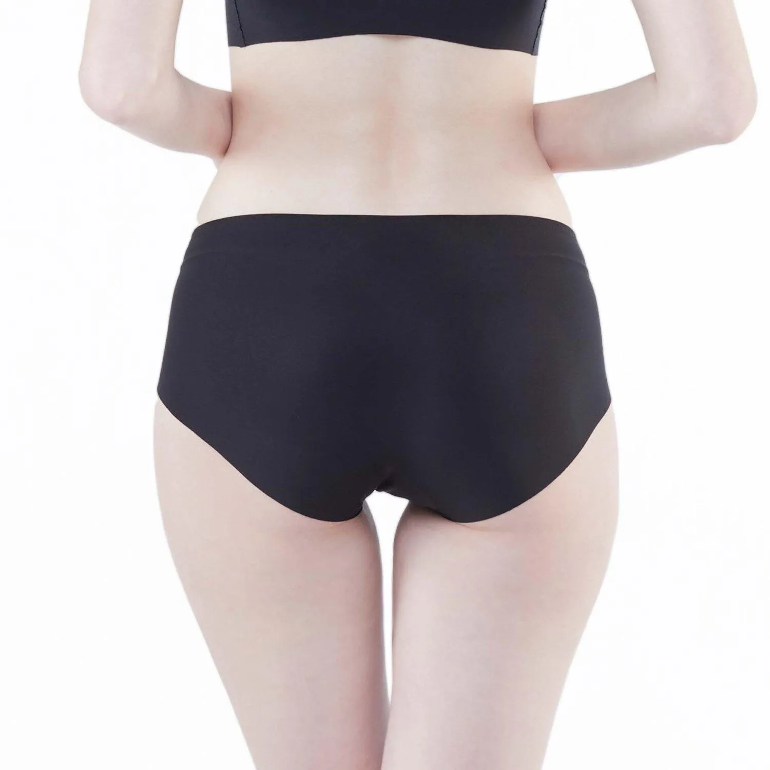 Wacoal Oh my nudes Cool innovation panty กางเกงในไร้ขอบ รุ่น WU3194 สีดำ (BL)