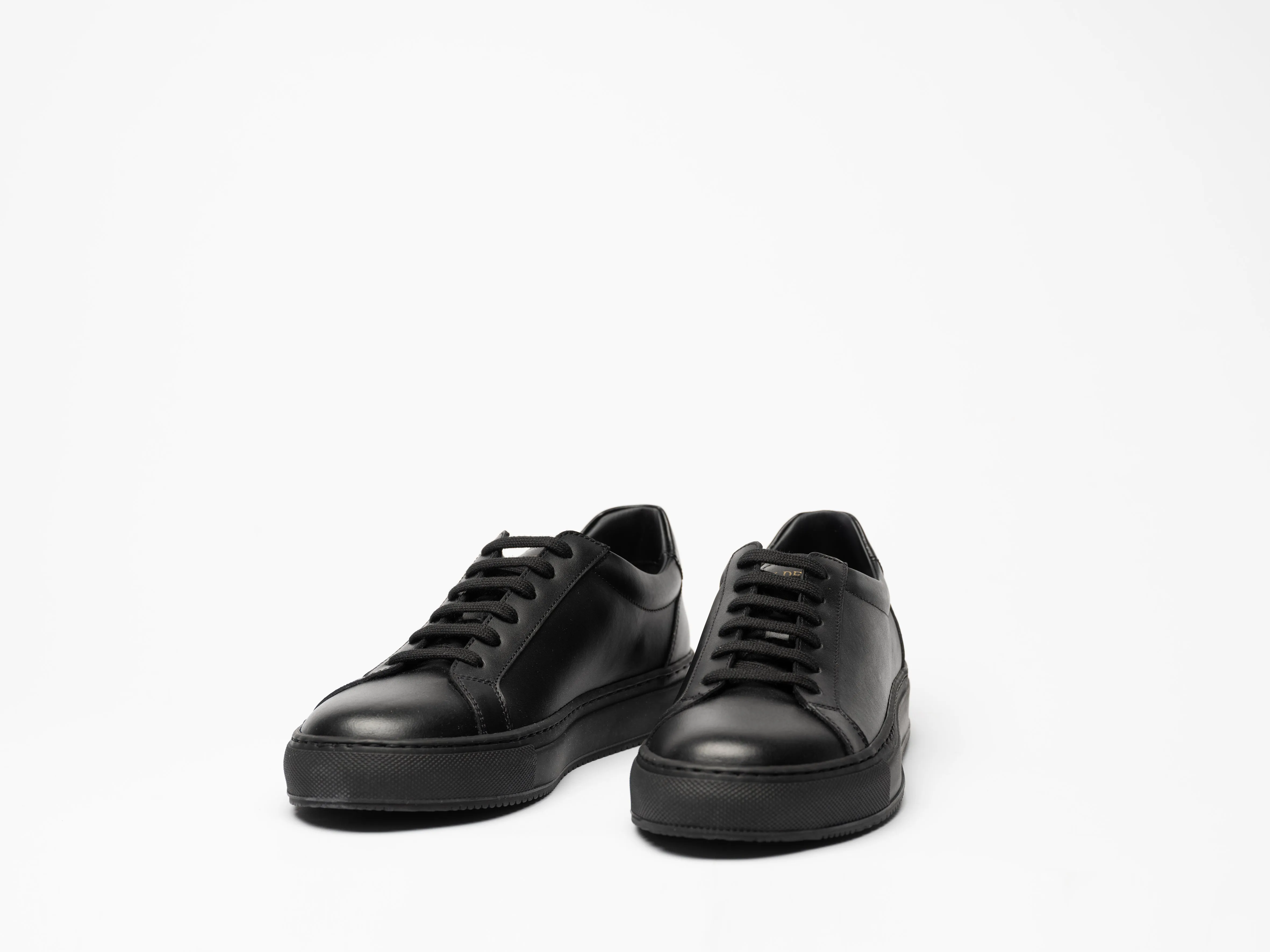 Women Kobe All Black Low Sneaker